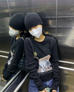 春季 eihey诶嘿韩国小众设计感印花长袖 T恤女复古高街修身 打底上衣