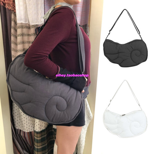 eihey诶嘿coyseio同款日系可爱天使翅膀造型单肩拉链斜挎包云朵包