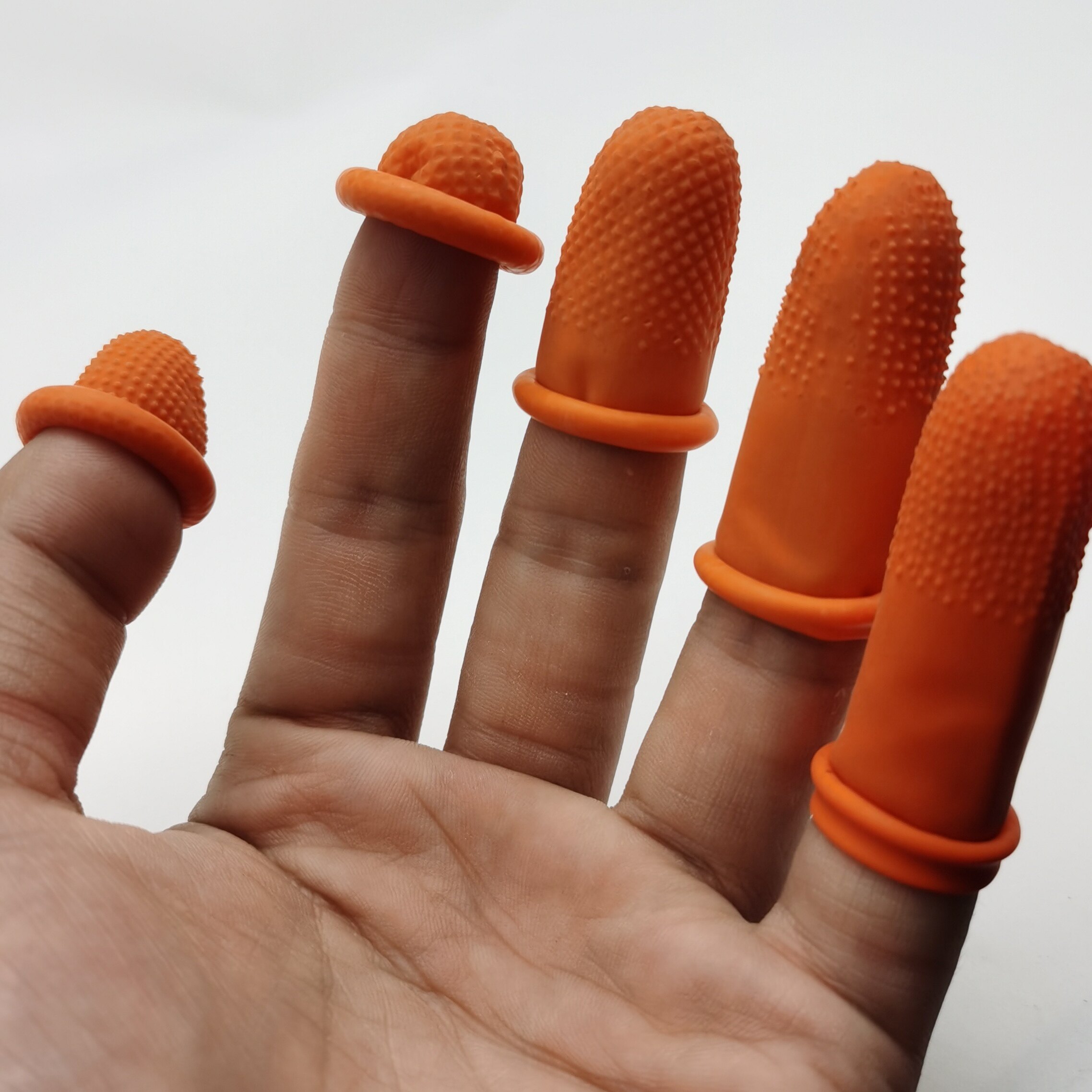 包邮橙色防滑手指套点钞翻页乳胶劳保橡胶点胶加厚手指套 100个