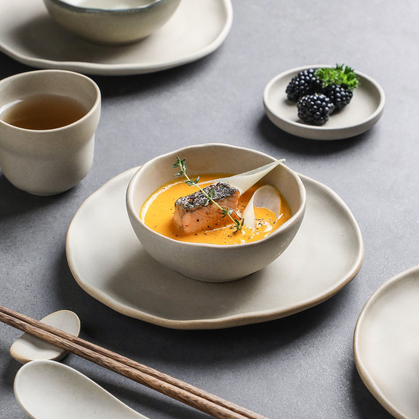 高颜值陶瓷盘子米饭碗无把杯轻奢一人食套装日式餐具复古风杯碗盘,餐饮具,盘,淘宝优惠券,粉丝福利购,淘宝优惠卷