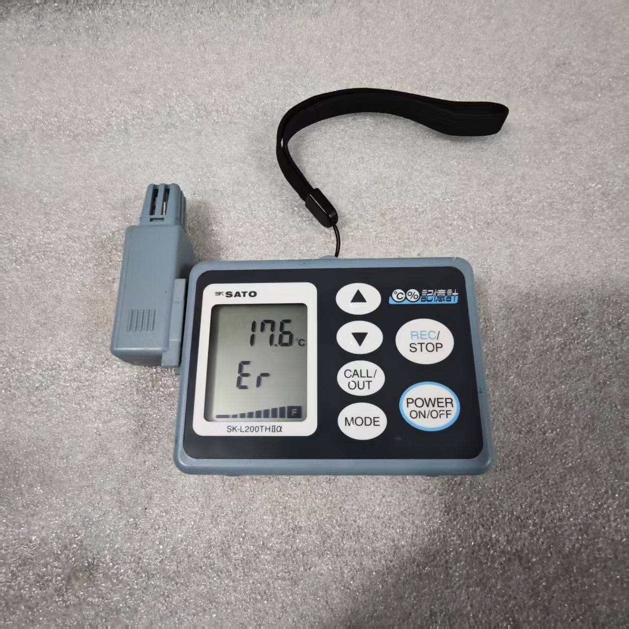 日本佐藤温湿度计 SK-L200THIIα 带感应器 电子