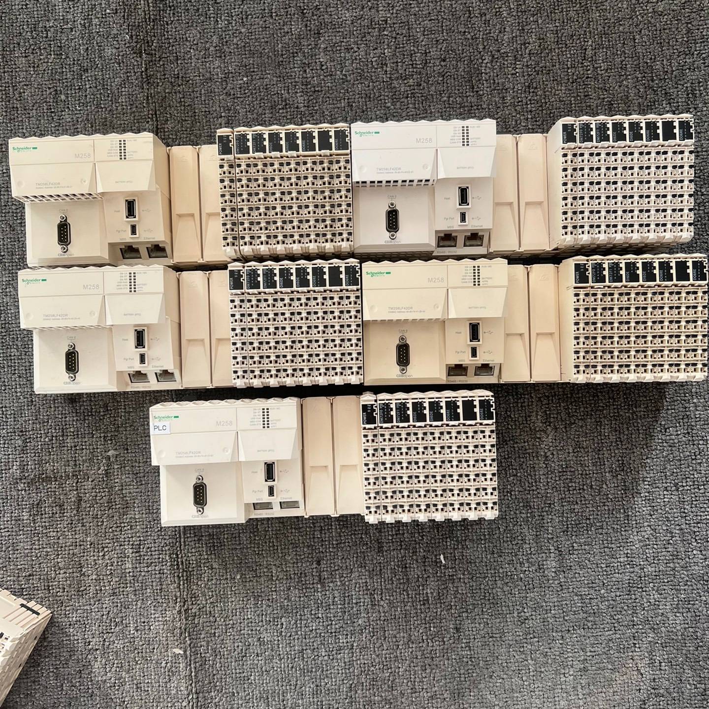 [议价]M258PLC模块可控制器TM258LF42DR