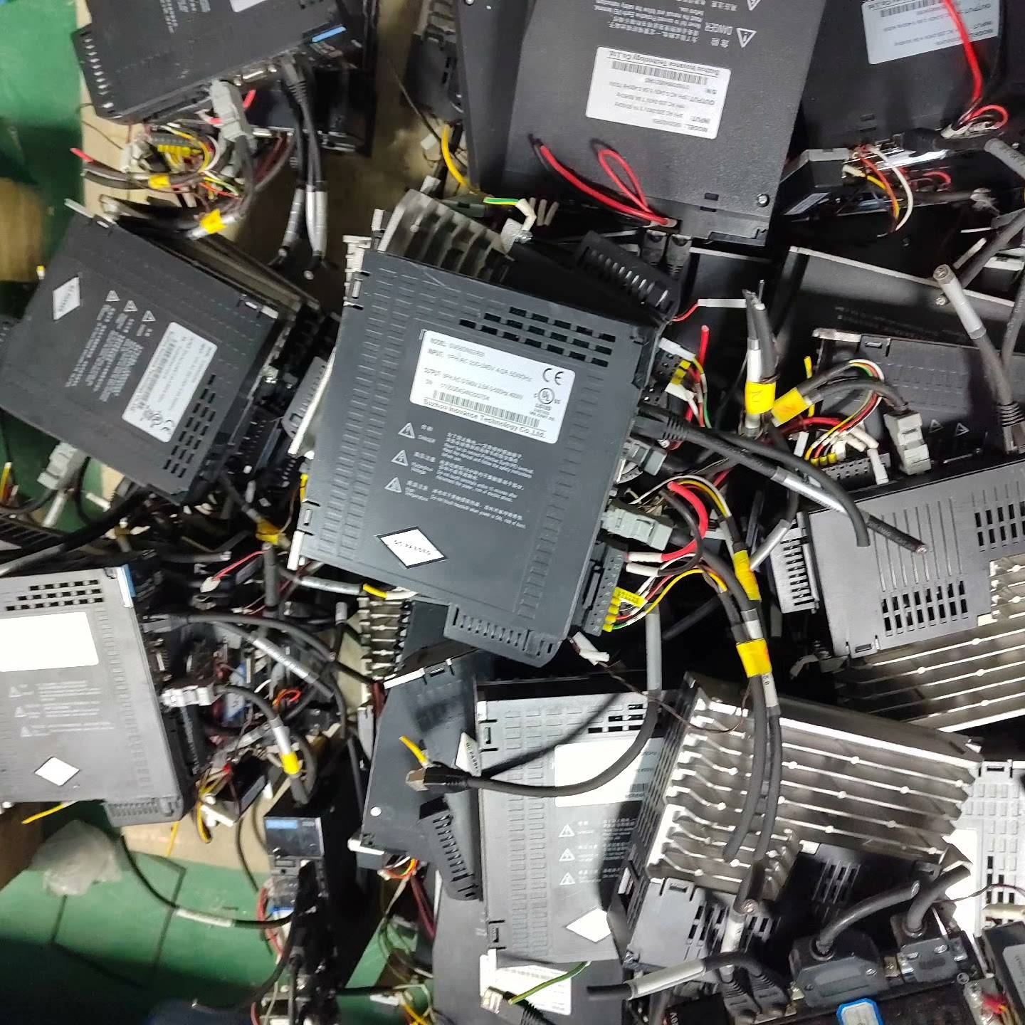 [议价]汇川SV660NS2R8I，IS620NS2R8I（400W