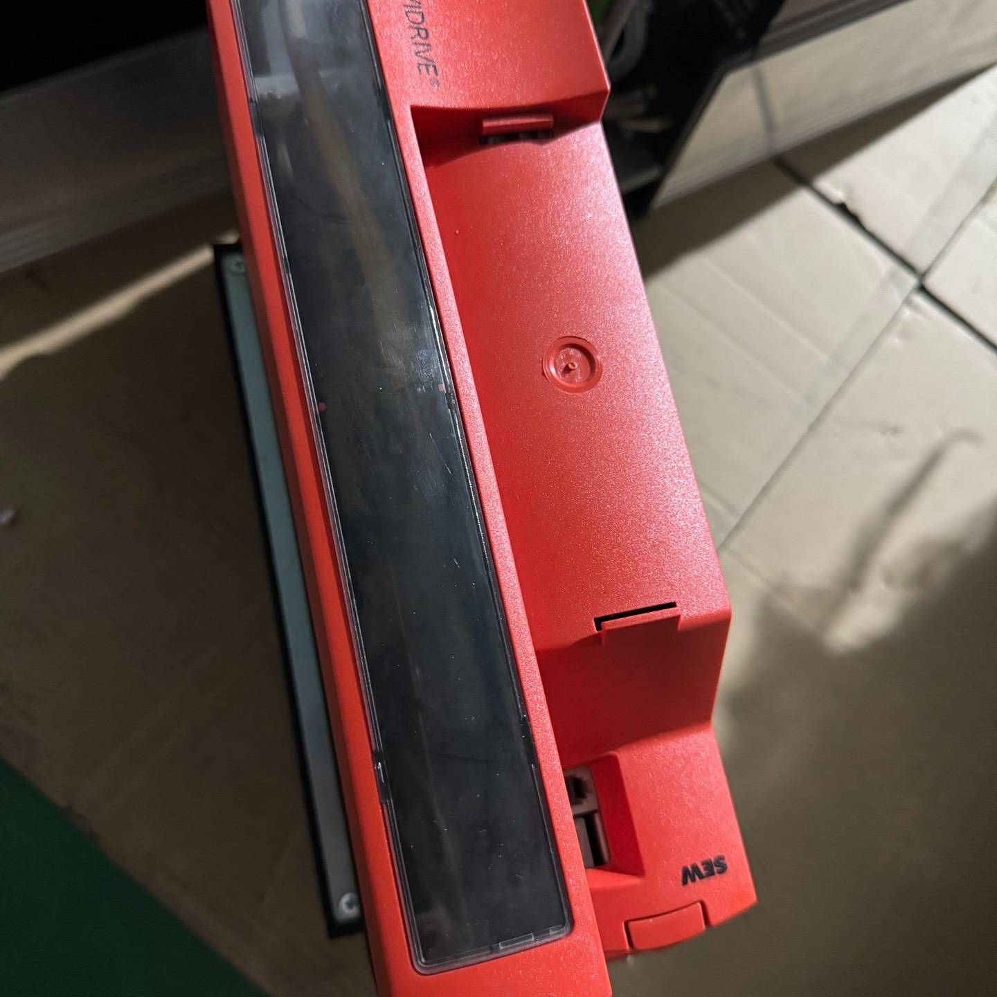 MDX61B0110-5A3-4-0T SEW变频器，二手实