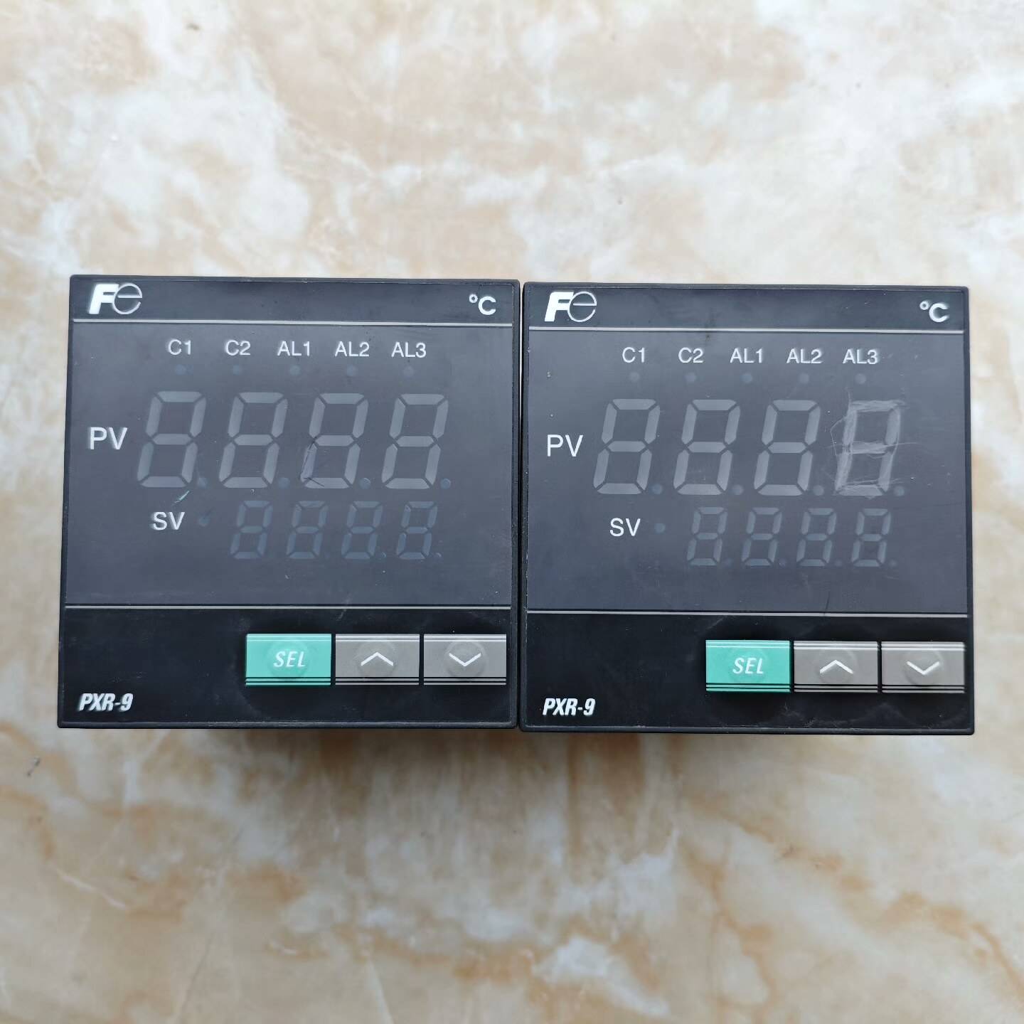 富士温控器PXR9TCY1-8W000-C