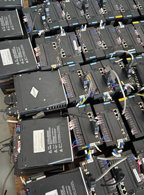 汇川1.5kw伺服电机IS620NS012I MS1H3-1