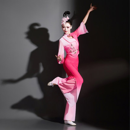 胶州秧歌服演出服女2024新款扇子舞套装中国风古典舞九儿舞蹈服装