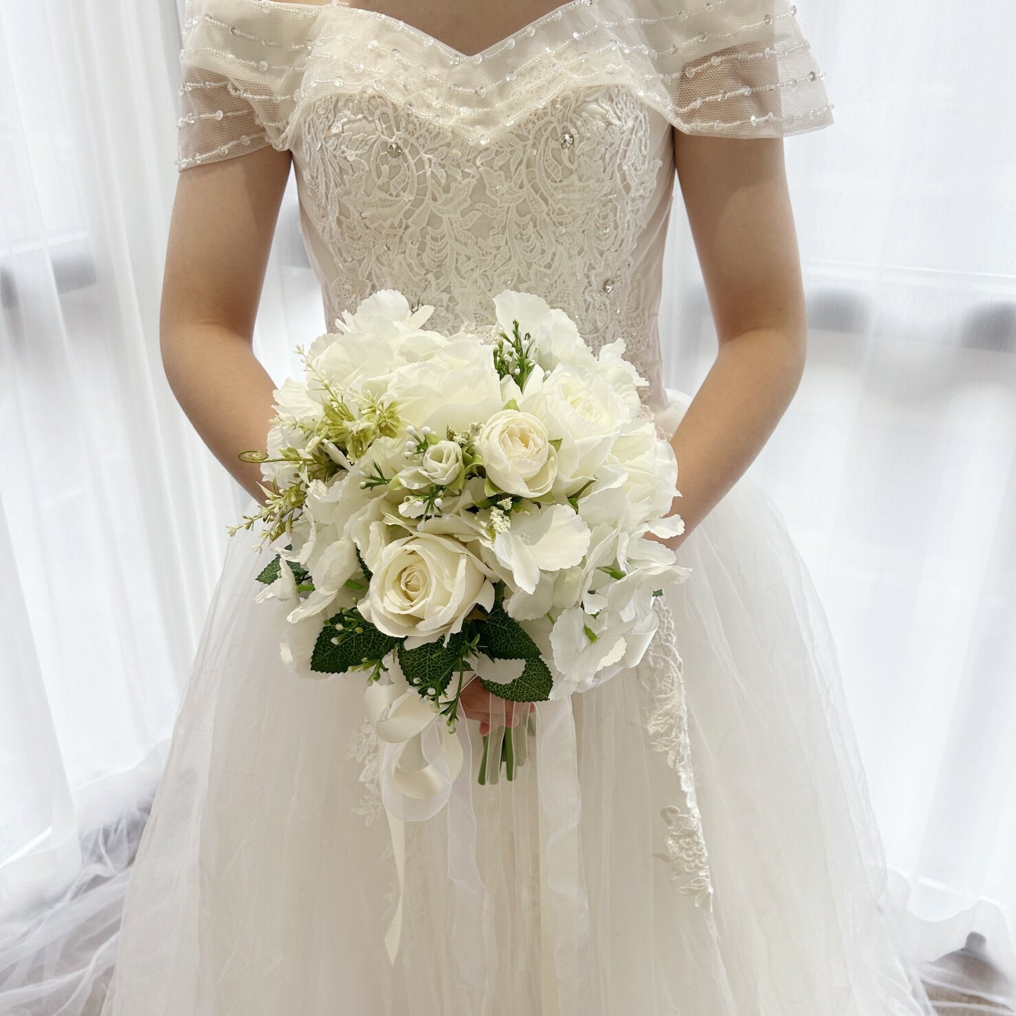 新娘结婚婚礼结婚照拍照摄影道具影楼婚纱照白玫瑰绣球手捧花