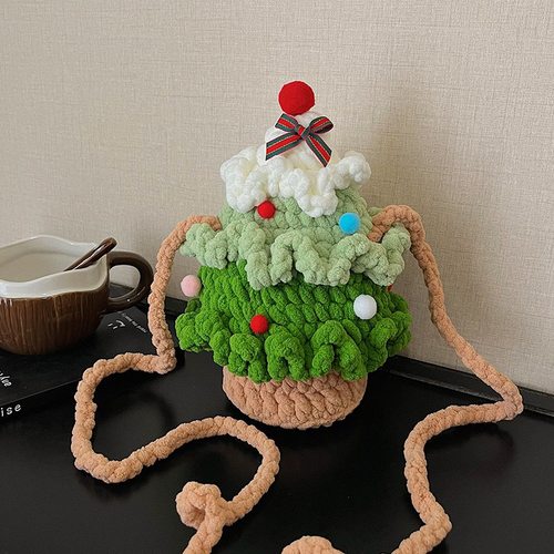 成品圣诞树包包毛线手工编织包包手工制作包包斜挎包苹果圣诞礼物