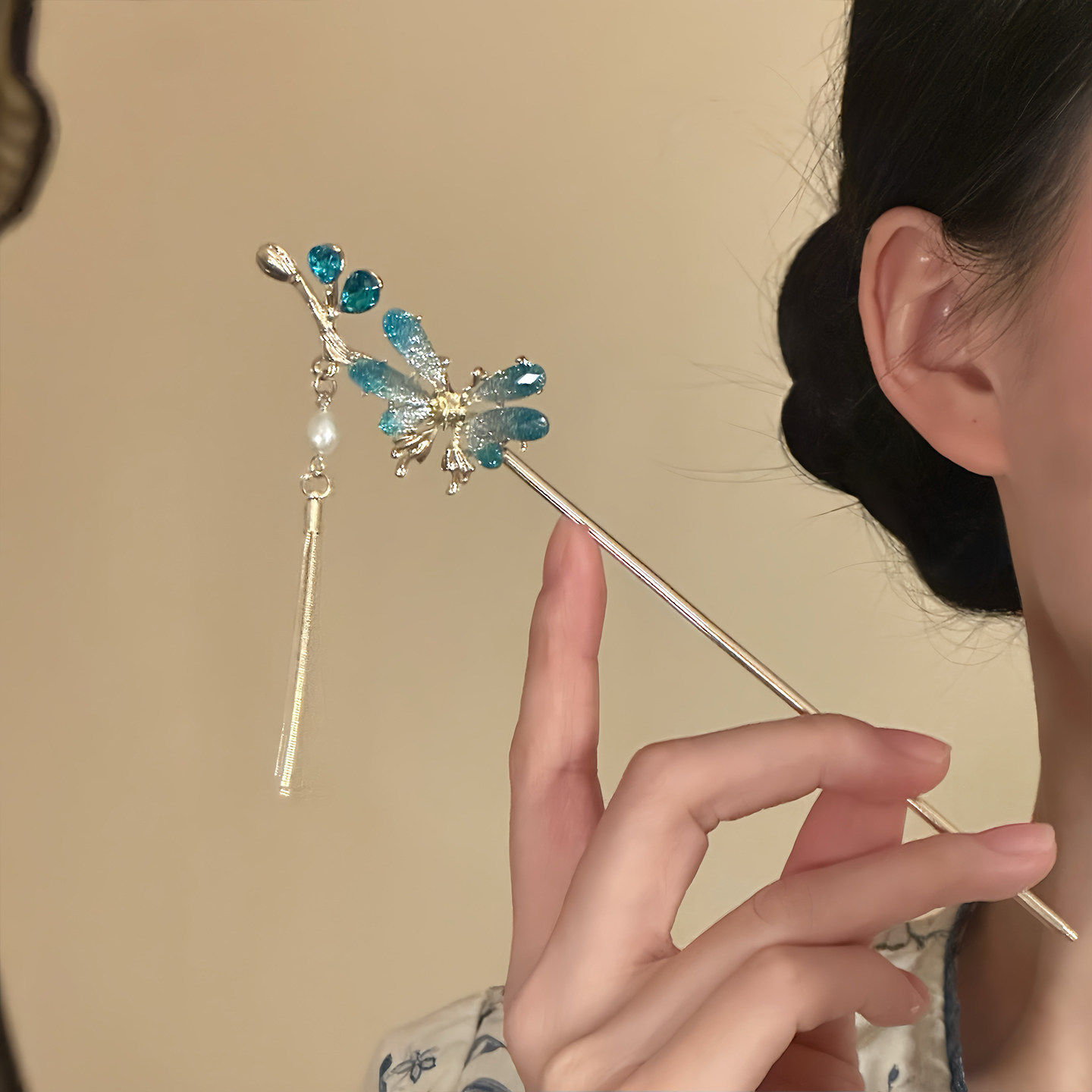 蝴蝶发簪绝美高级感簪子流苏新中式发钗旗袍汉服配饰蓝色国风小众图片