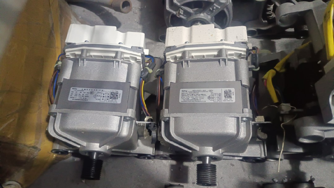 洗衣机变频电机ZXGN-420-8-30L。