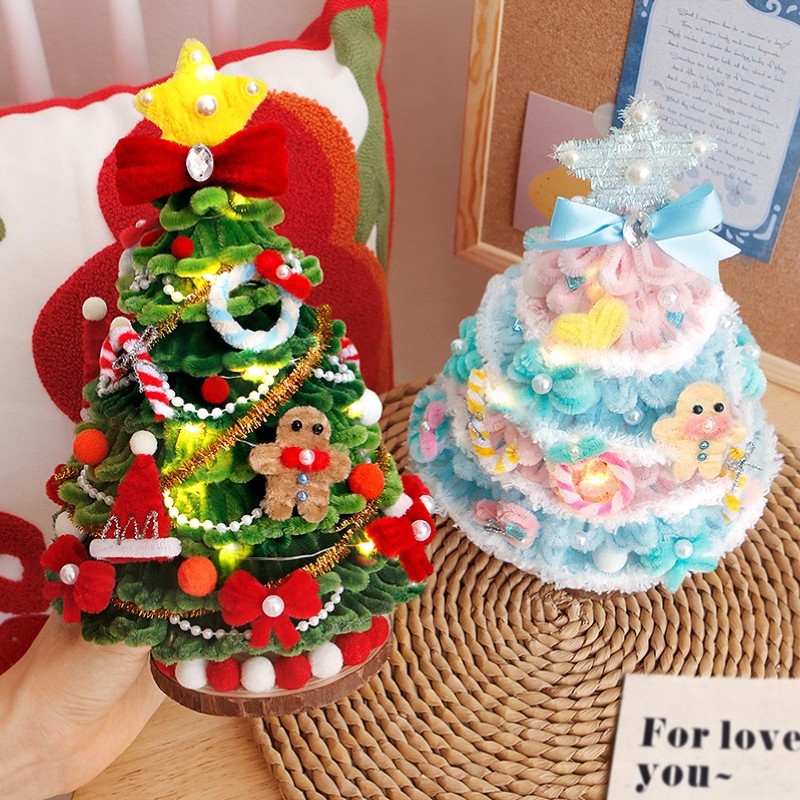 2025新款圣诞节装饰品桌面小摆件扭扭棒diy材料包发光圣诞树礼物