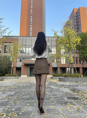 Marilyn G02 奢牌跨界合作系列20D 乳白灰色性感中缝虾背线连裤袜