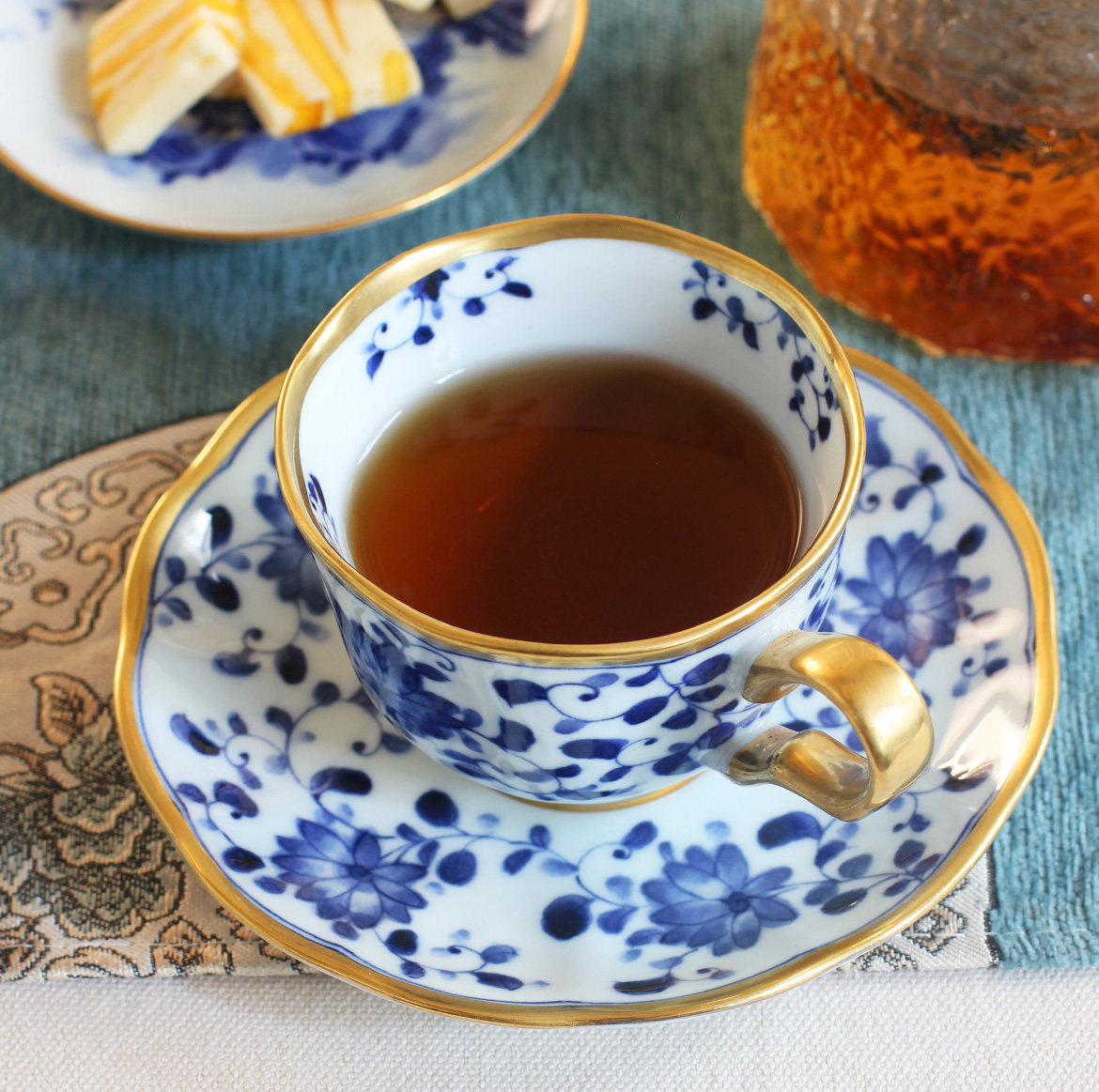 日本进口轻奢青花瓷金边咖啡杯图片