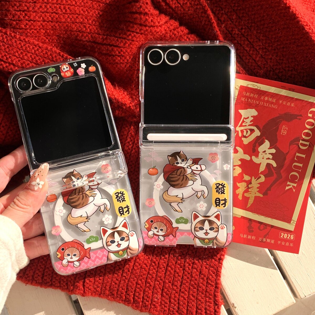 可爱卡通骑马猫咪磁吸支架适用三星zflip7/6/5手机壳插卡马上发财猫w24flip保护套zflip7fe防摔护中轴flip4/3