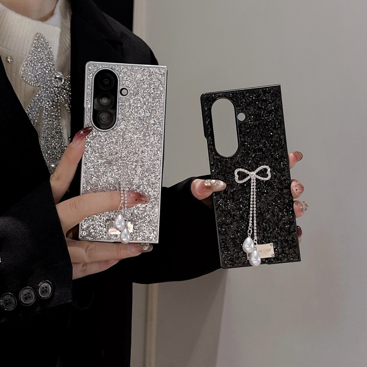 轻奢风文艺银色闪粉蝴蝶结珍珠吊坠适用三星GalaxyZFold7/6/5手机壳保护套w24/w23折叠屏zfold4全包fold7女款