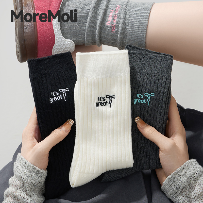 moremoli堆堆袜竖条显瘦刺绣字母
