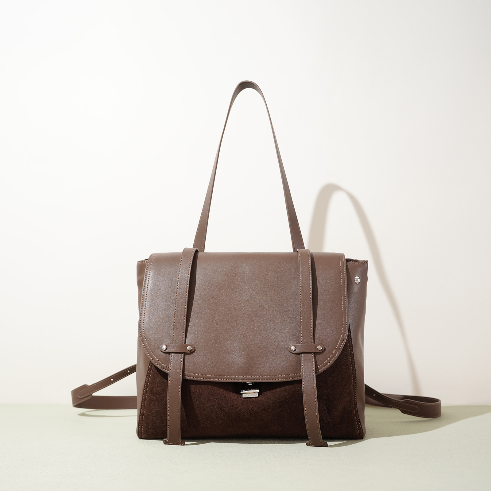 2025年秋冬新款简约气质百搭手提女包包韩系小众设计时尚双肩包包