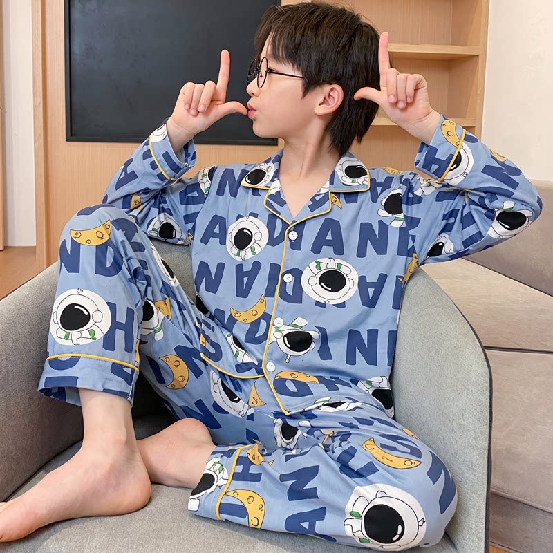 男童卡通可爱青少年长袖春秋夏季