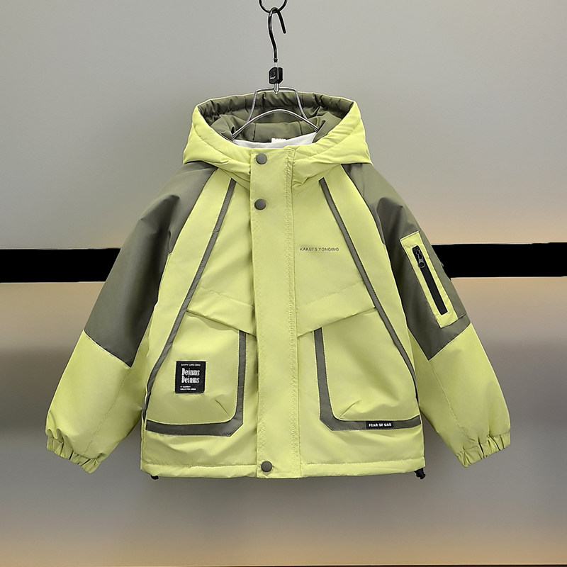 男童冬装风衣外套2026新款中大童秋冬男孩洋气上衣儿童休闲冲锋衣