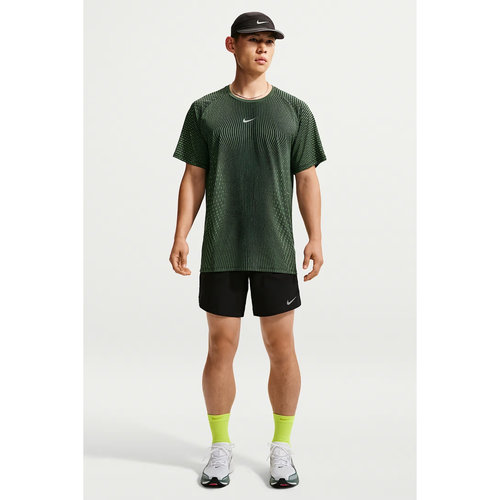 nike耐克男子Nike Stride Aero-FIT短袖跑步上衣 IH0746-010