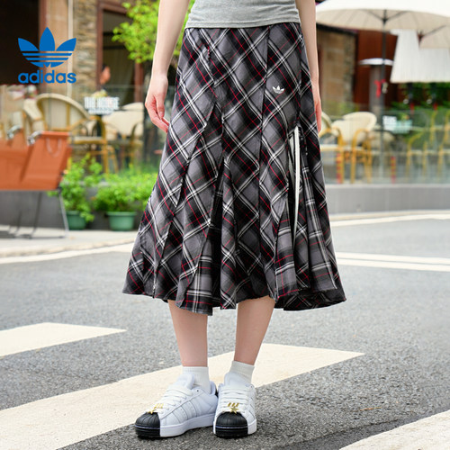 adidas阿迪达斯三叶草女子运动休闲半身裙裙子KT6381