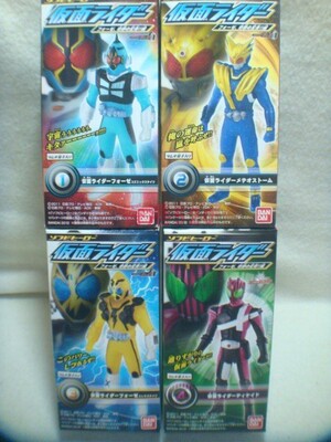 万代盒蛋假面騎士FOURZE手办人偶