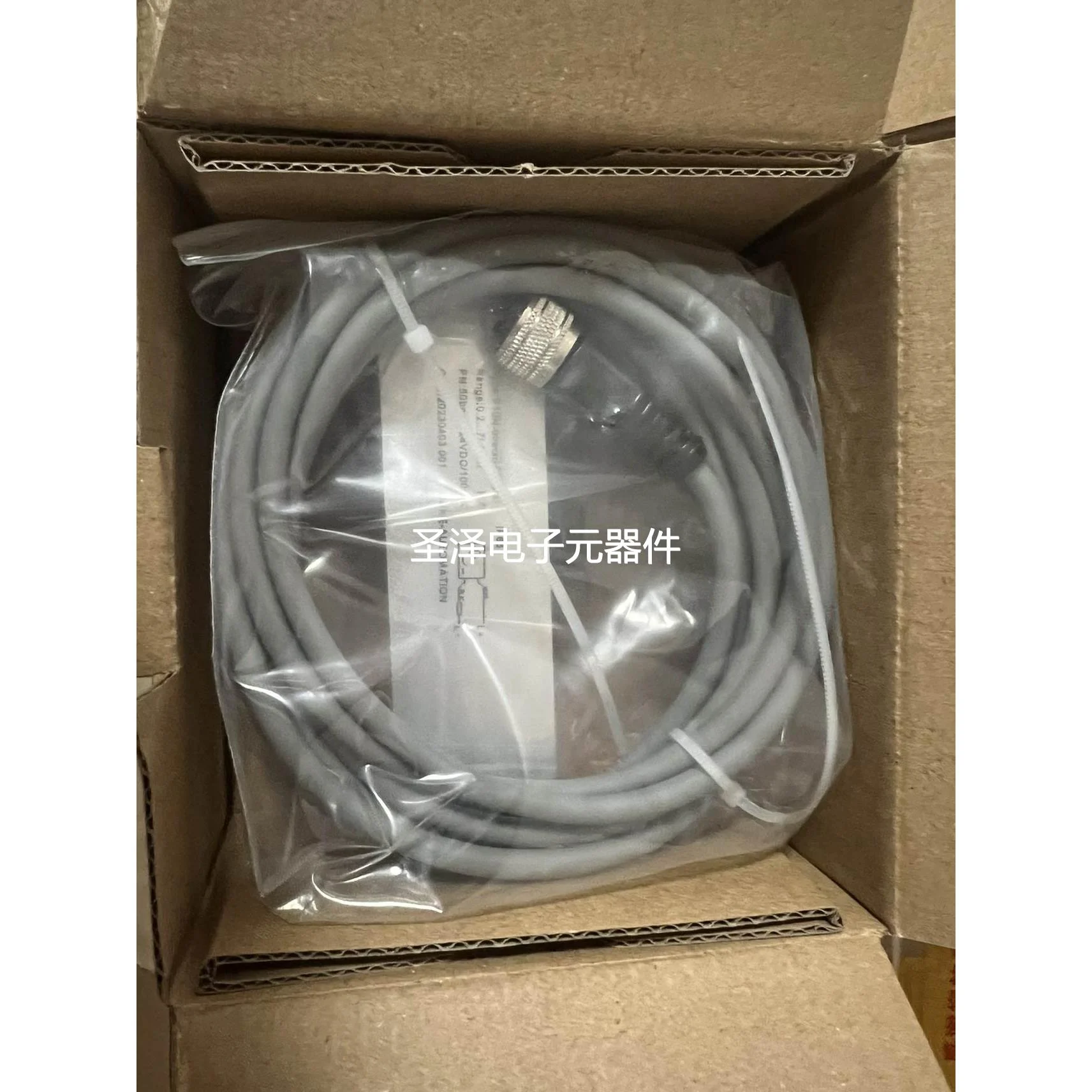 FP10N-010GDA008Q1 P10N-008GDA008Q1 美国百纳BANNA流量开关议价