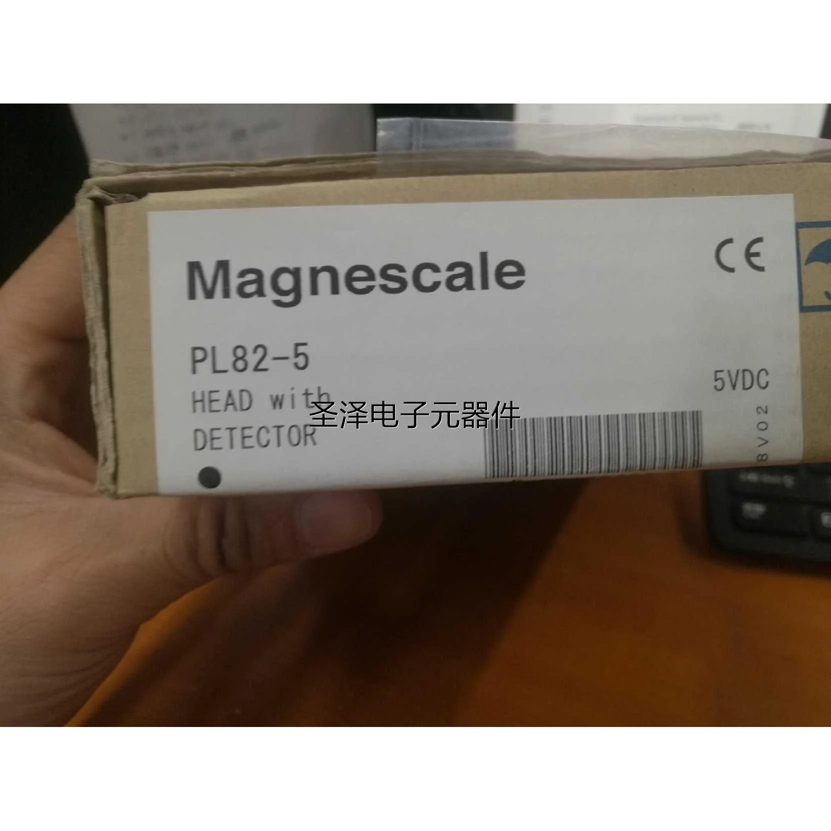 全新现货SONY磁栅尺位移传感器PL82-5议价