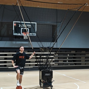 大迪DADI智能弹射篮球投篮机发球机训练免捡球自动投球篮球投篮器