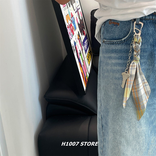 方巾编织钥匙链条挂饰男裤链女原创小众设计感包挂哈风工装裤挂链