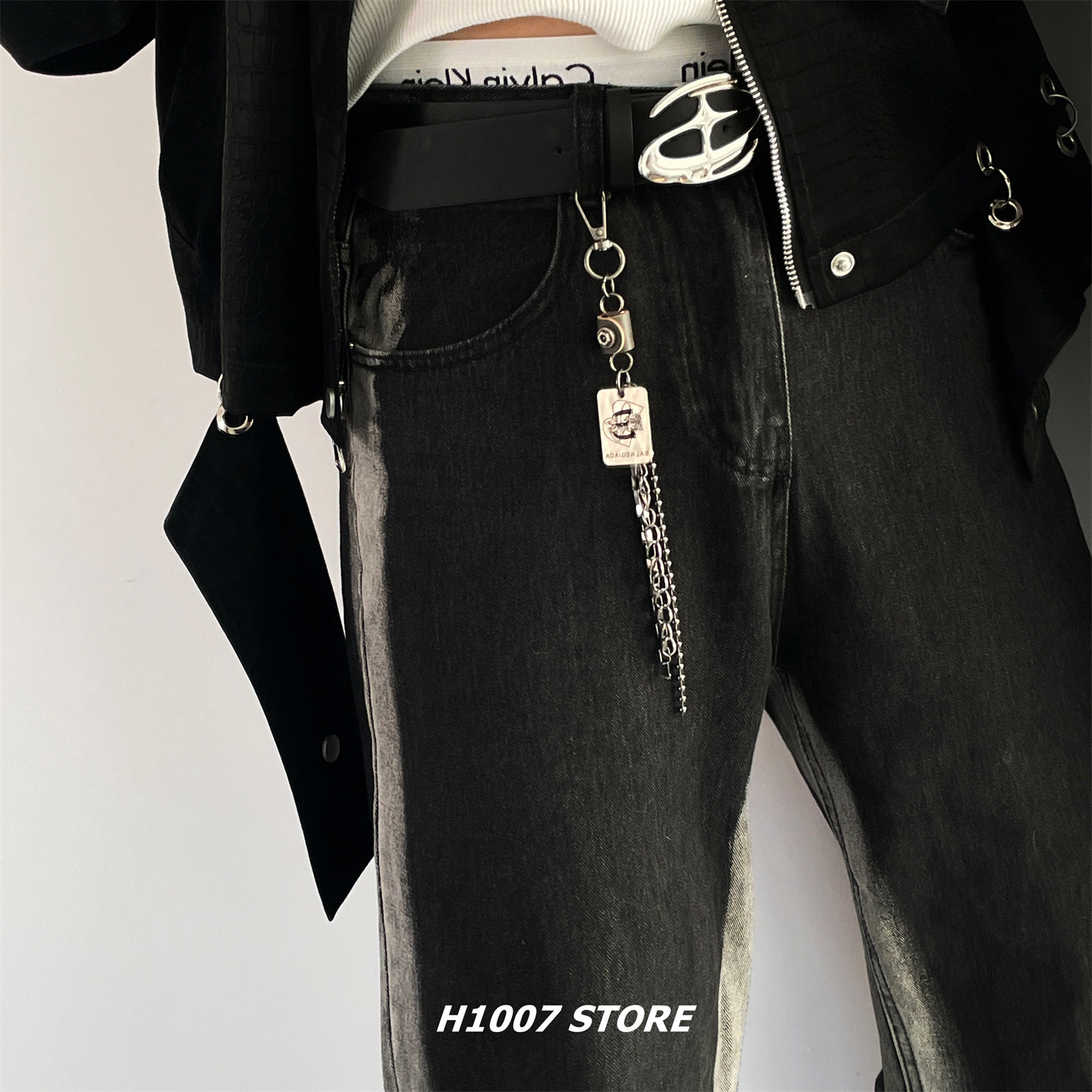 做旧方牌人像链条挂件设计男款裤链女小众感嘻哈钥匙包挂腰间挂饰