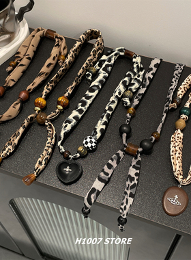 美式复古豹纹爱心土星丝巾女项链男款小众设计嘻哈风锁骨链毛衣链
