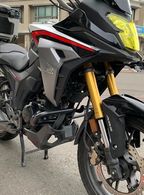 适用本田 CB200X摩托车改装件大灯保护片 灯壳 前车灯防护罩 镜片