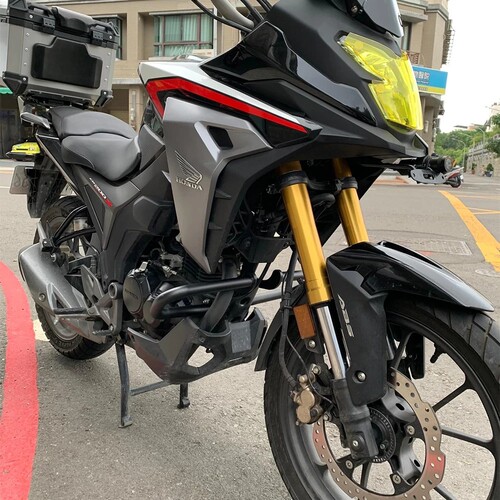 本田CB200X摩托车大灯保护片