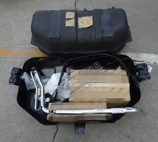 适用于丰田普拉多霸道加装副油箱FJ酷路泽副油箱GX460400原装套件