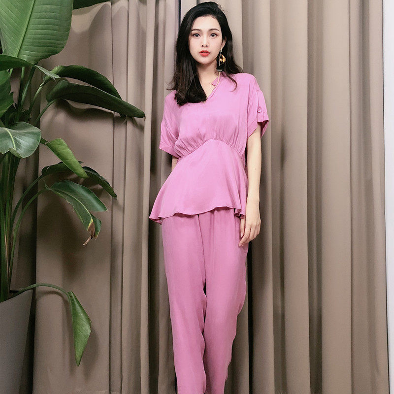 原创设计2019夏装新款铜氨丝套装女两件套阔腿裤v领显瘦休闲套装