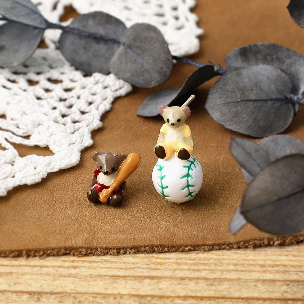 日本制OSEWAYA耳环Ayatorie系列棒球小熊进攻不对称有耳洞耳钉女