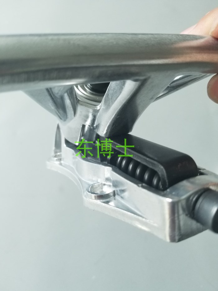 荡板桥架转向桥滑板桥陆地冲浪