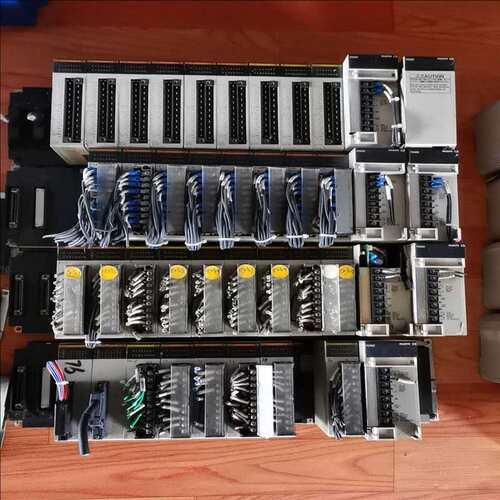 议价CS1W-0C211和IA211系列的有意者联系我(时光电子）