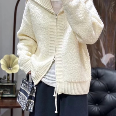 法式温柔风V领针织开衫女