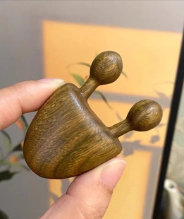 小青蛙眼部按摩绿檀木刮鼻梁拔筋棒刮耳小蜗牛眼部点穴提拉紧致