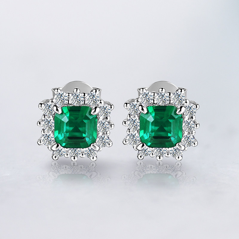 卓蝶珠宝镀金钻石花卉祖母绿耳钉