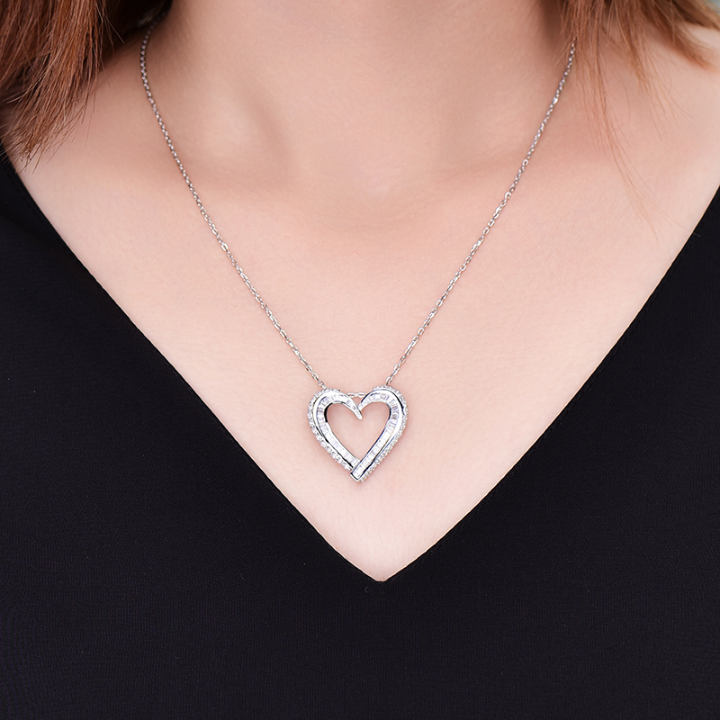 卓蝶珠宝镂空桃心仿钻石吊坠纯银镀白金爱心锁骨链女心形项链新品
