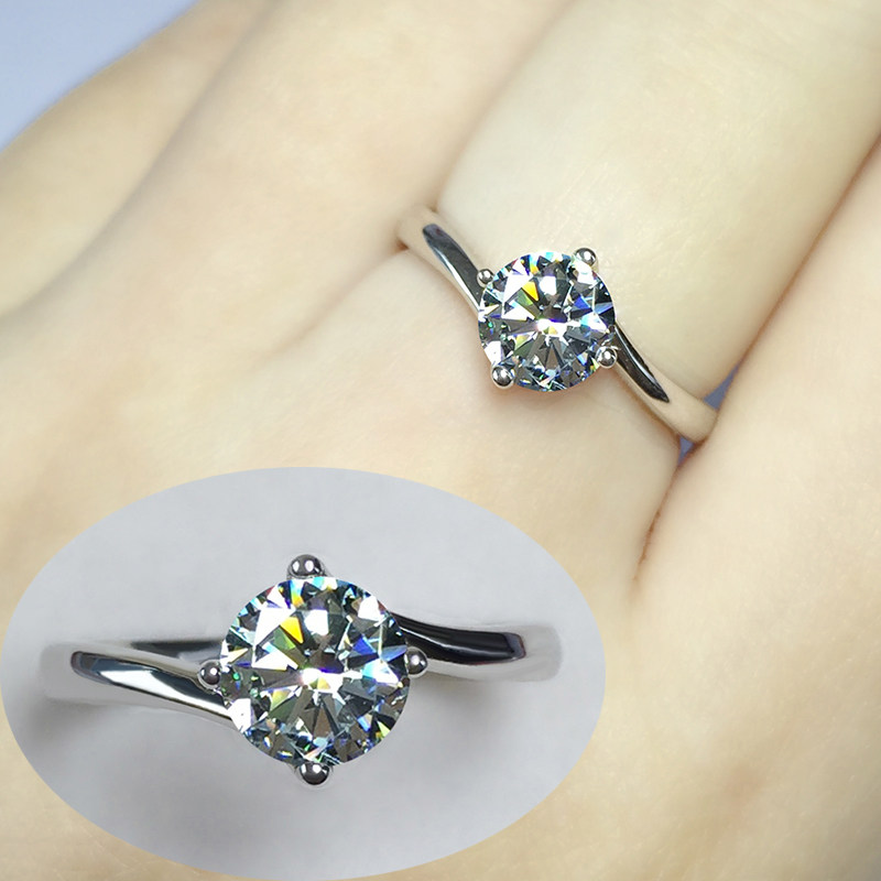 扭臂50分1克拉仿钻石简约风女戒