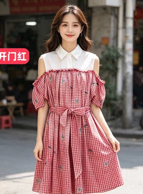 甜美棉格子休闲拼接A字裙