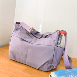 轻便多兜大容量斜挎包2025新款 尼龙牛津布百搭托特包 文艺通勤时尚