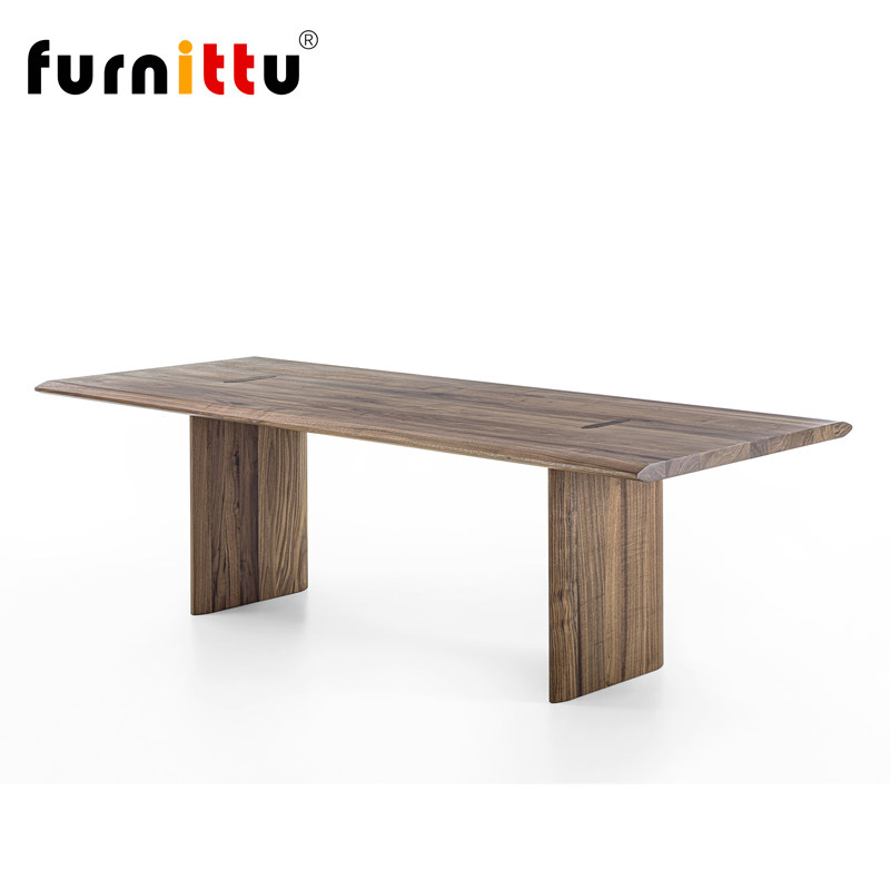 furnittu创意设计师家具北欧轻奢全实木INCASTRO/内卡斯特罗餐桌