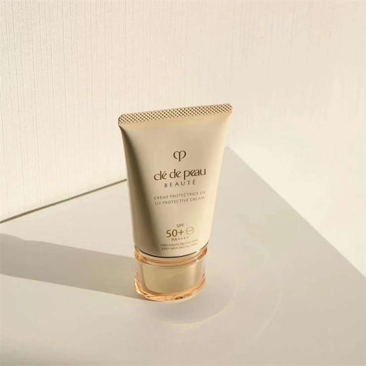 SPF50养肤防晒轻薄滋润提亮