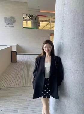 8816气质休闲宽松小西服外套加波点洋气半裙套装两件套
